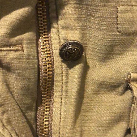FREE PEOPLE Olive Green Toggle Waist Coat with Decorative Buttons Size LARGE